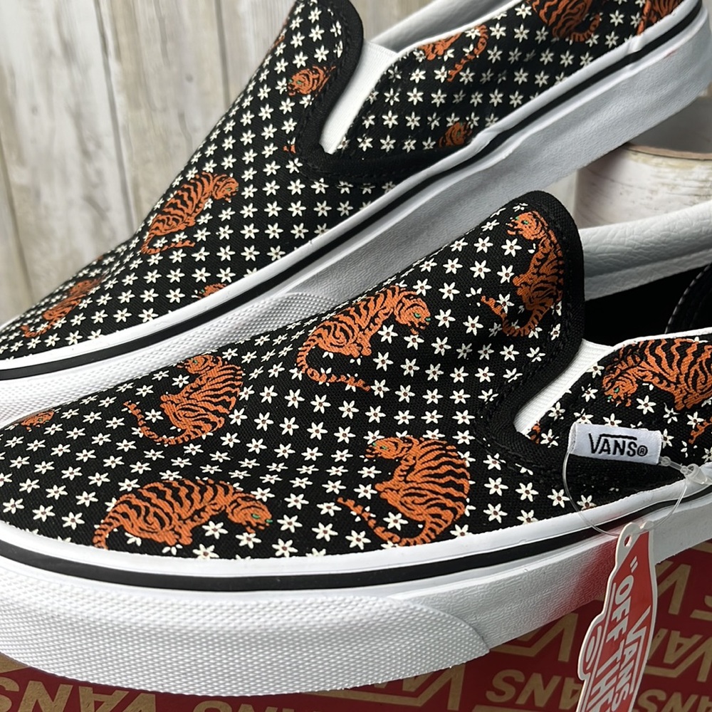 Vans classic slip o tiger floral sneaker - Picture 2 of 5
